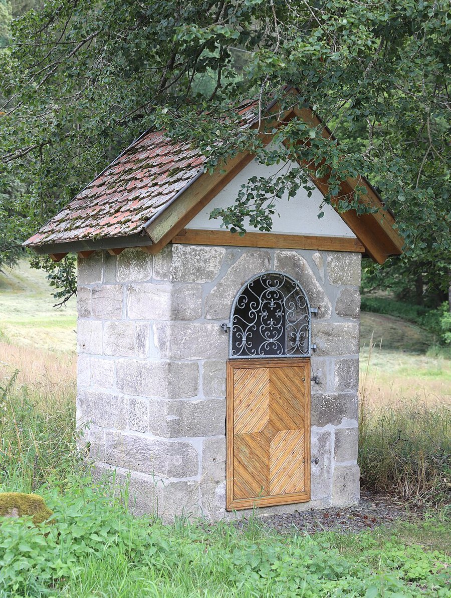Wegkapelle am Wegesrand nach Kathragrub